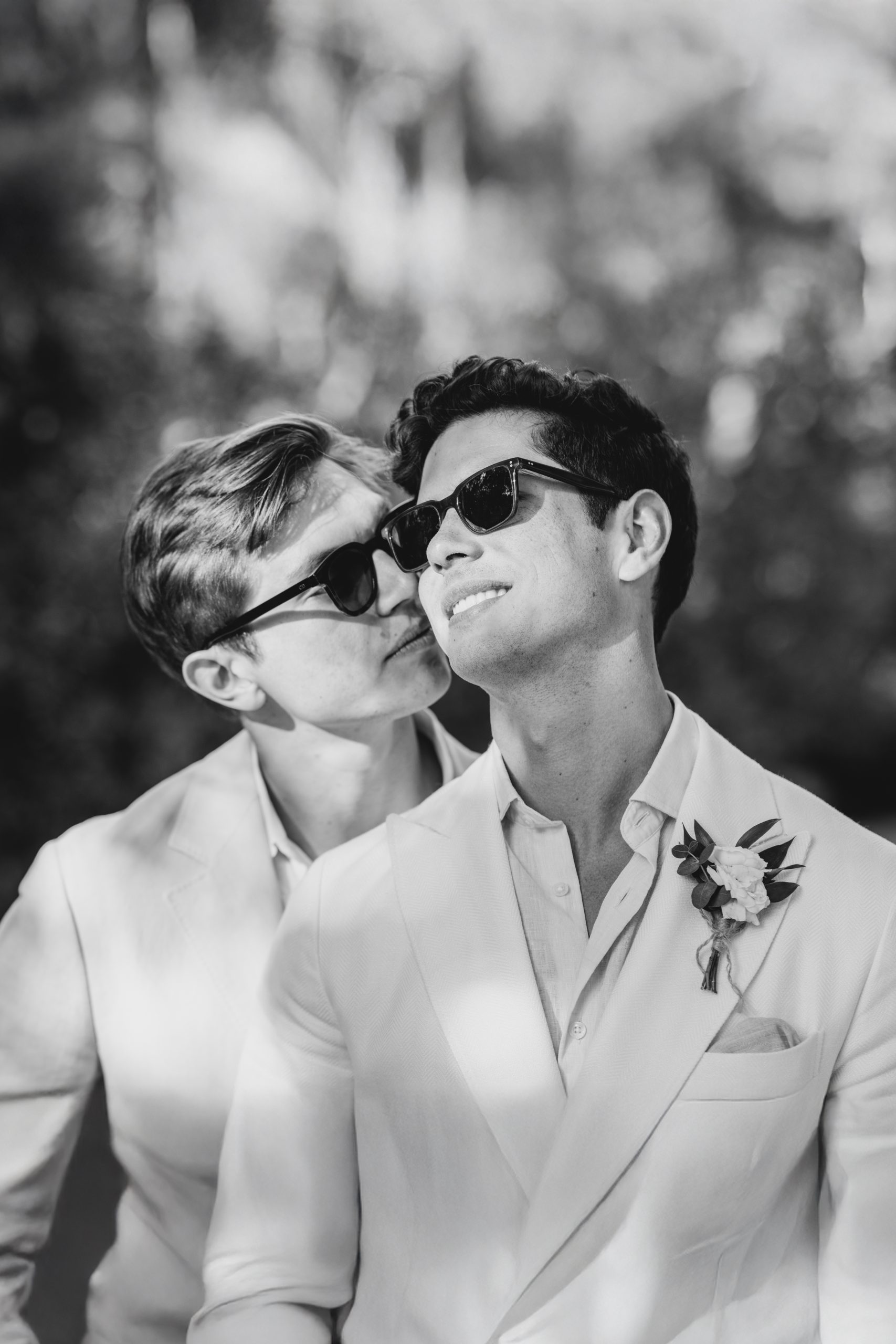 Hampshire Wedding Photographer Lucylou Photography- Close up shot of couple holding hands