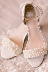 Bride's wedding shoes