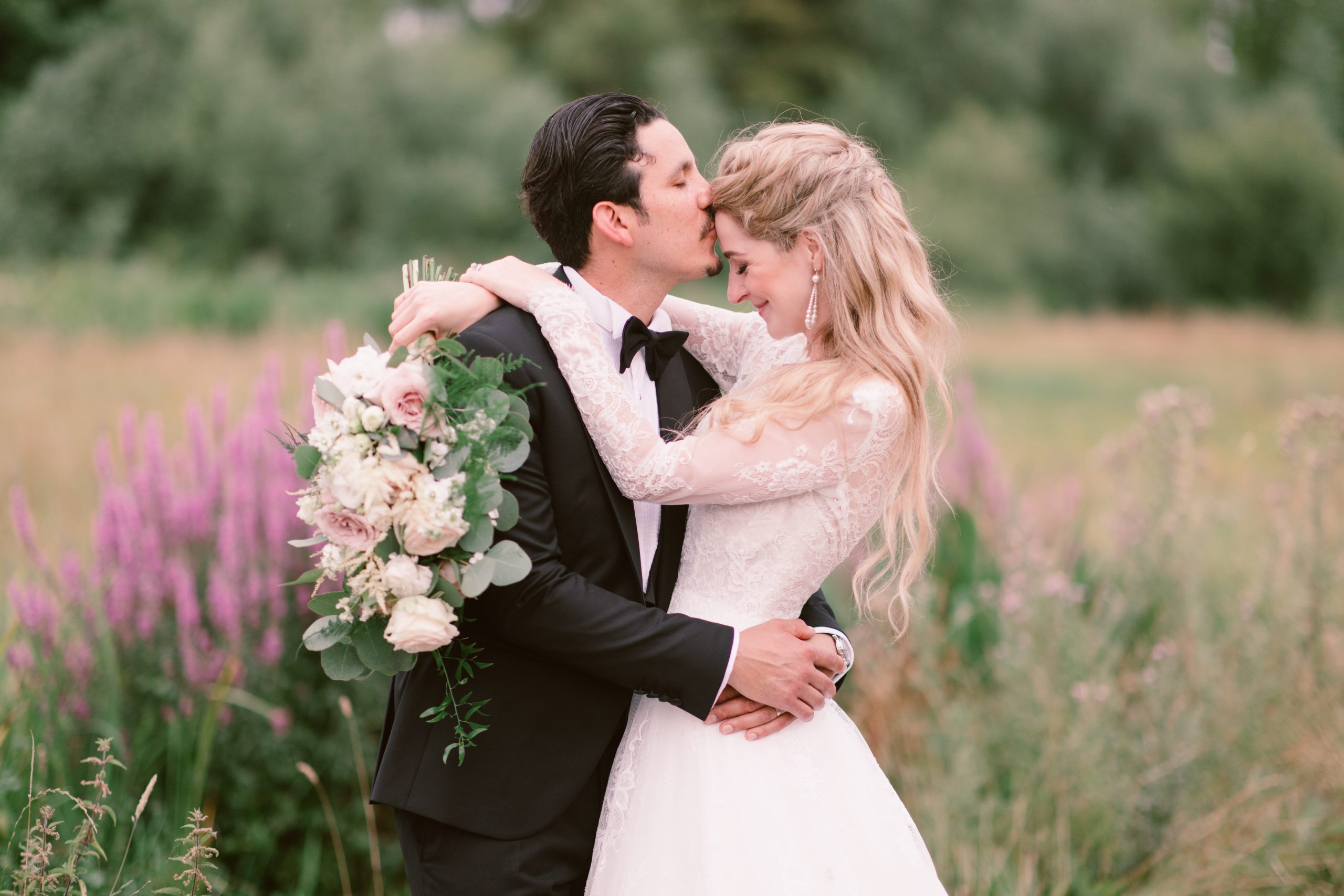 Best Wedding Photographer in Hampshire – Magazine Feature